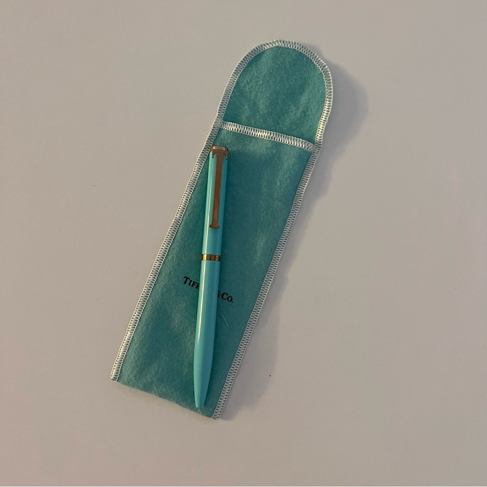 Tiffani & Co pen